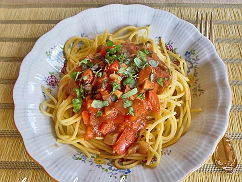 Jak zrobić spaghetti bez mięsa aby było smaczne i pożywne?