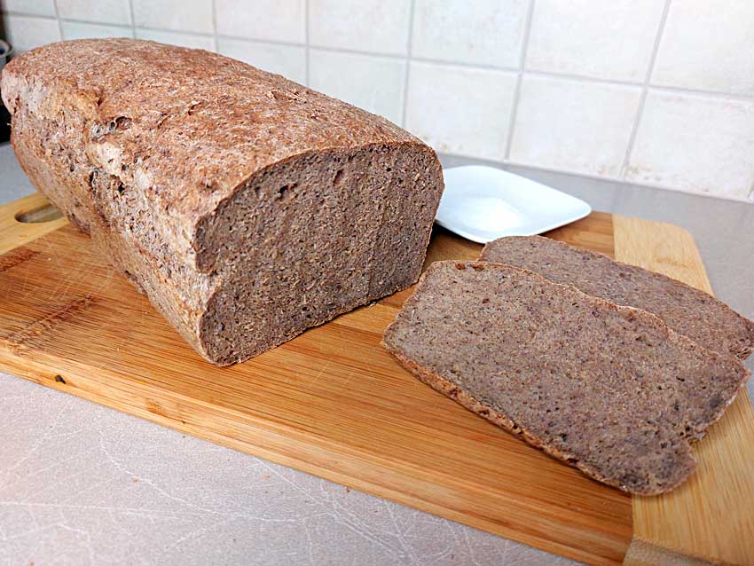 Jak zrobić szybki domowy chleb bez drożdży i zakwasu